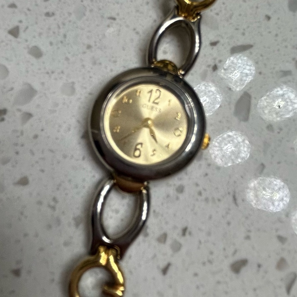 Women’s GUESS watch